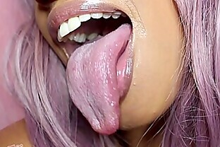 Longue Long Tongue Lips Mouth Fetish Lollipop Sucking 47 sec