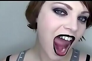 Beauty Girls Tongue - 5