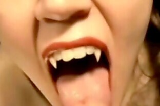 Vampire Blowjob