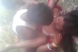 Desi Bhabhi Fuck Threesome Outdoor