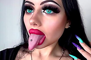 bimbo with long tongue