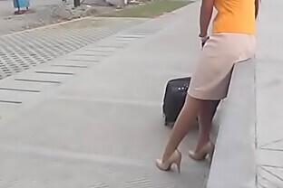 Traveler Fucks a Filipina Flight Attendant!