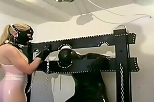 Extreme latex games for perverse women