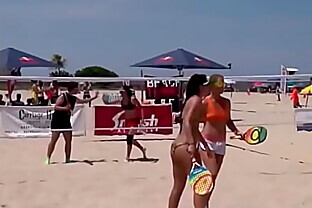Beach tennis