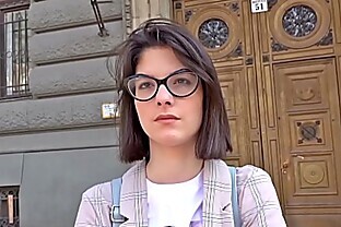 GERMAN SCOUT - 18 Jahre junge Studentin Sara AO Anal gefickt bei echten Casting nach der Uni