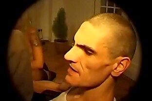 Лысый мужик издевается на 2 шлюхами