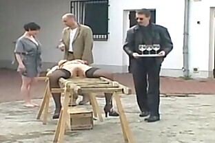 german in Collar doing Helpless