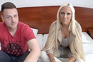 ►► DEUTSCHE AMATEURIN TIGHT TINI BEIM ECHTEN USERTREFFEN IN HH ◄◄