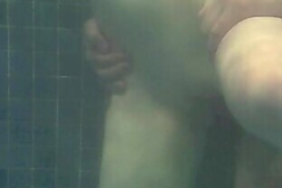 Underwater fucking - transando na piscina