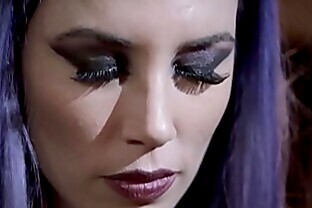Vampire #039;s r. - Shyla Jennings and Jelena Jensen