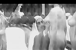 Harem Slave: First Day of Hell on the Persian Gulf 3/5