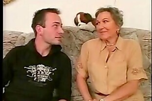 Mature Granny gets fucked la vieja de las compra
