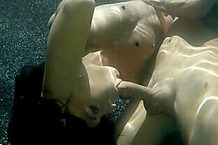 Krush on Kelly, underwater sex, suckng,fucking