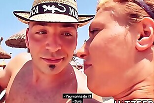 Russian Nympho Fake cum at beach