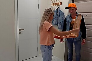 Pizza Delivery For a Horny Bitch  Letty Black 10 min