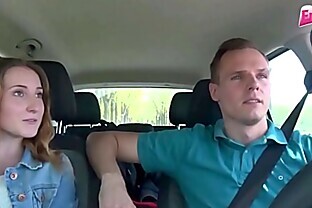 Deutsche Anhalterin fickt Outdoor im Auto 7 min