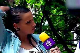 BUMS BESUCH - Voluptuous German camgirl Jolee Love fucks random amateur guy 9 min
