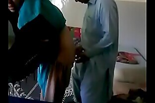लड़की को सलवार में खड़े खड़े चोदा 2 min